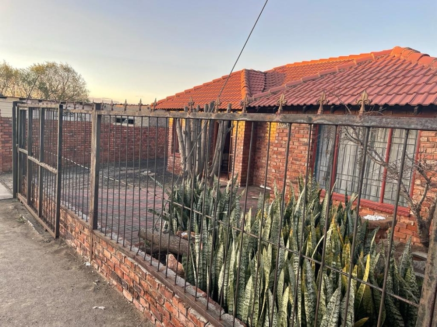 3 Bedroom Property for Sale in Boitekong North West